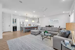 5626 Trout Ln, Pensacola, FL 32507 - Photo 12