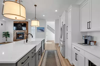 5626 Trout Ln, Pensacola, FL 32507 - Photo 8