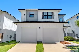 5626 Trout Ln, Pensacola, FL 32507 - Photo 2