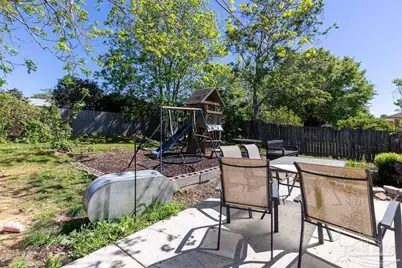 1566 Twin Pines Cir, Cantonment, FL 32533 - Photo 6