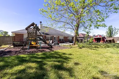 1566 Twin Pines Cir, Cantonment, FL 32533 - Photo 32