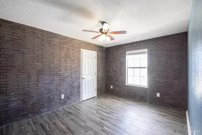 1566 Twin Pines Cir, Cantonment, FL 32533 - Photo 20