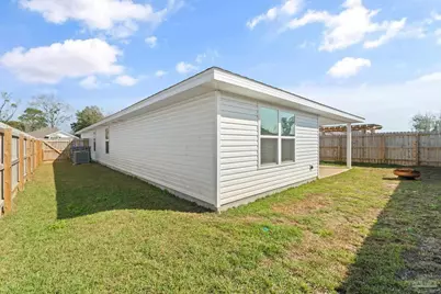 5252 Peach Dr, Pace, FL 32571 - Photo 18