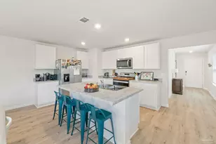 5252 Peach Dr, Pace, FL 32571 - Photo 4