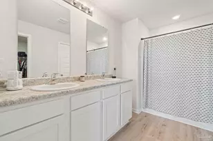 5252 Peach Dr, Pace, FL 32571 - Photo 12