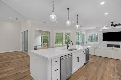 3175 Marcus Pointe Blvd, Pensacola, FL 32505 - Photo 12