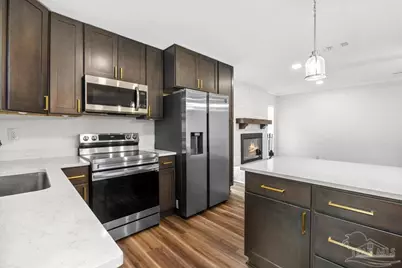 5897 Somerset Dr, Pensacola, FL 32526 - Photo 4