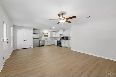 3809 W Moreno St, Pensacola, FL 32505 - Photo 6