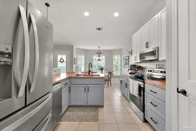 7667 Marthas Way, Navarre, FL 32566 - Photo 16