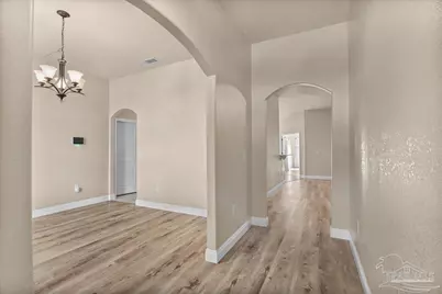 6096 Winchester Cir, Milton, FL 32570 - Photo 6