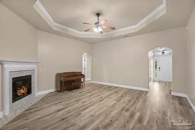 6096 Winchester Cir, Milton, FL 32570 - Photo 16