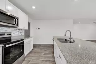 5557 Galahad Trl, Milton, FL 32583 - Photo 18