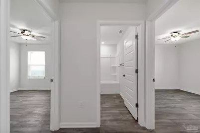 5557 Galahad Trl, Milton, FL 32583 - Photo 8