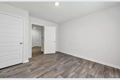 5557 Galahad Trl, Milton, FL 32583 - Photo 4