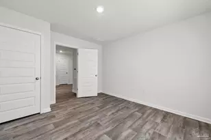 5557 Galahad Trl, Milton, FL 32583 - Photo 4