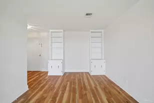 825 Bayshore Dr, Pensacola, FL 32507 - Photo 10
