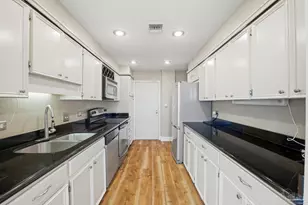 825 Bayshore Dr, Pensacola, FL 32507 - Photo 14