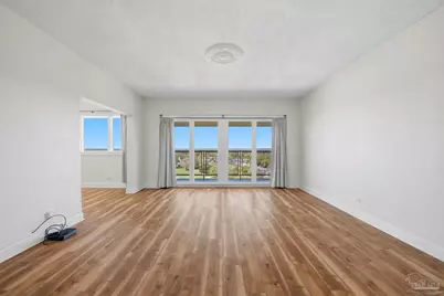 825 Bayshore Dr #1104, Pensacola, FL 32507 - Photo 6