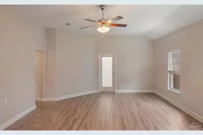 5608 Blue Sky Ct, Milton, FL 32583 - Photo 2