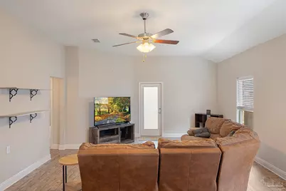 5608 Blue Sky Ct, Milton, FL 32583 - Photo 8