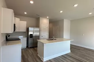 5737 Stellarjay St, Gulf Breeze, FL 32563 - Photo 2