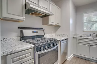 1004 Kearny Dr, Pensacola, FL 32505 - Photo 8