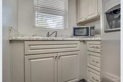 1004 Kearny Dr, Pensacola, FL 32505 - Photo 10