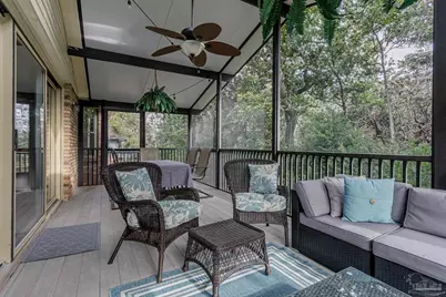 405 Canterbury Ln, Gulf Breeze, FL 32561 - Photo 8