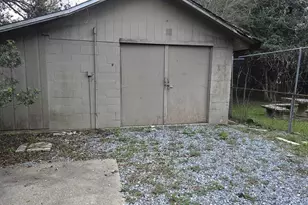 335 Vera St, Pensacola, FL 32514 - Photo 16