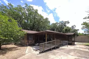 335 Vera St, Pensacola, FL 32514 - Photo 1