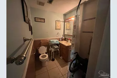 8133 Mobile Hwy, Pensacola, FL 32526 - Photo 20