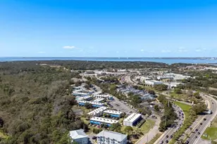 201 Pensacola Beach Rd, Gulf Breeze, FL 32561 - Photo 46