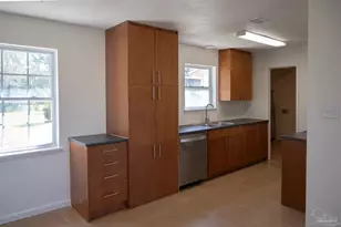 7092 Apple St, Pensacola, FL 32503 - Photo 6