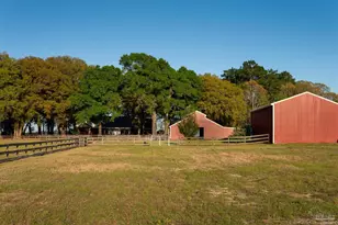 457 Jimmy Lewis Rd, Milton, FL 32570 - Photo 22