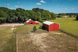 457 Jimmy Lewis Rd, Milton, FL 32570 - Photo 2