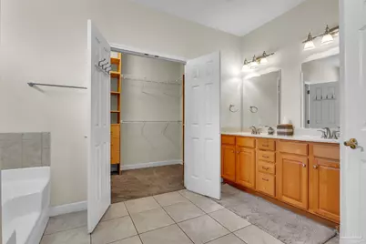 4401 Essex Terrace Cir, Pace, FL 32571 - Photo 10