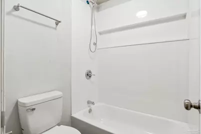 2303 W Michigan Ave #A6, Pensacola, FL 32526 - Photo 28