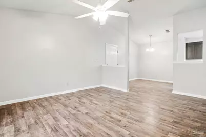 2303 W Michigan Ave #A6, Pensacola, FL 32526 - Photo 16