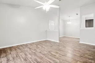 2303 W Michigan Ave, Pensacola, FL 32526 - Photo 16