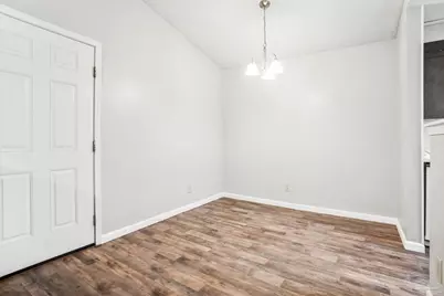 2303 W Michigan Ave #A6, Pensacola, FL 32526 - Photo 14