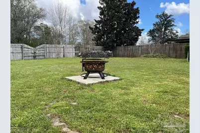 516 Monroe Ave, Cantonment, FL 32533 - Photo 4