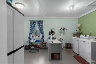 4235 Reinsma Rd, Milton, FL 32583 - Photo 16