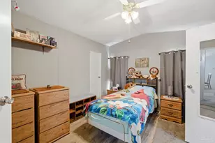 8962 Bluebell St, Milton, FL 32583 - Photo 16