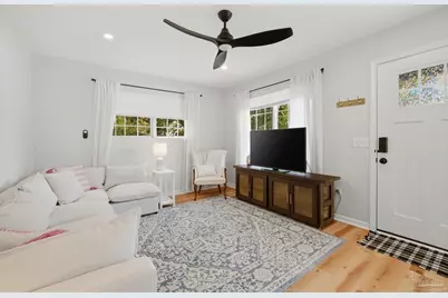 408 N W St, Pensacola, FL 32505 - Photo 8