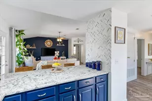 2078 Shadow Lake Dr, Gulf Breeze, FL 32563 - Photo 14