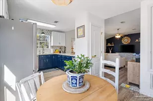 2078 Shadow Lake Dr, Gulf Breeze, FL 32563 - Photo 16