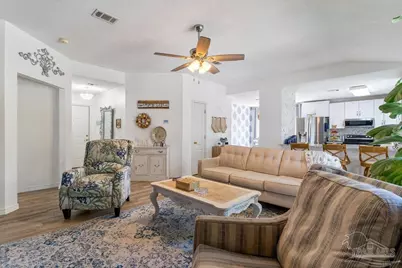 2078 Shadow Lake Dr, Gulf Breeze, FL 32563 - Photo 8