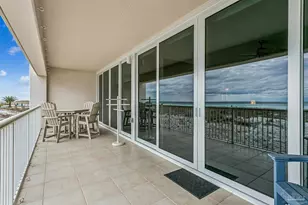 8525 Gulf Blvd, Navarre Beach, FL 32566 - Photo 14