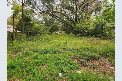 3807 W Mallory St, Pensacola, FL 32505 - Photo 2