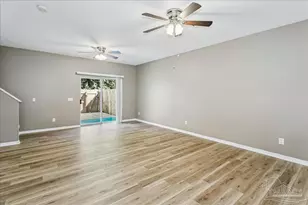 6922 Sea Turtle Cir, Navarre, FL 32566 - Photo 6